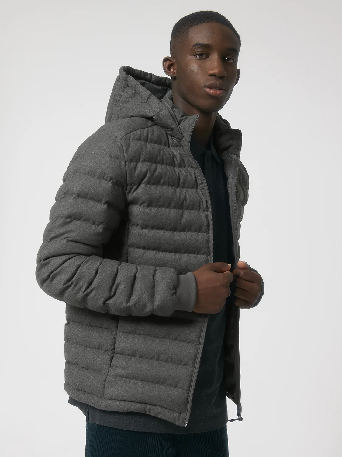 STJM889_STANLEY_VOYAGER_WOOL-LIKE_DEEP_METAL_HEATHER_GREY_STUDIO_FRONT_MAIN_0